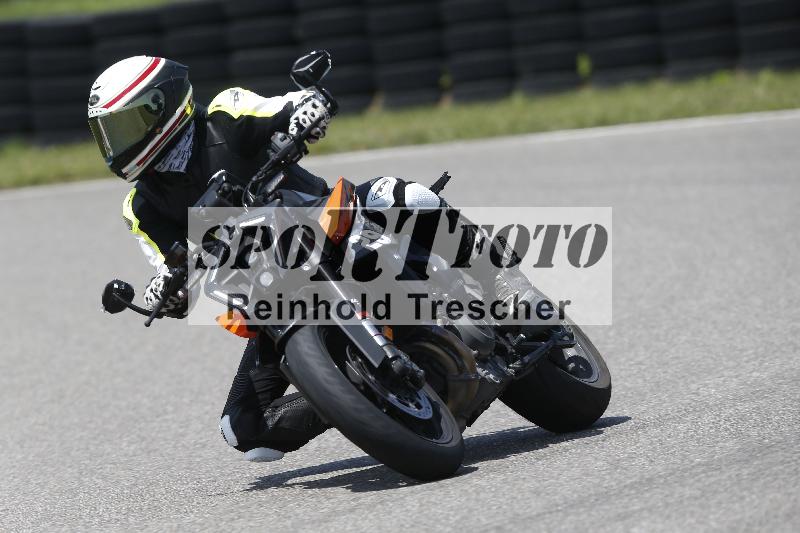 /27 12.06.2025 Ducati Schweiz Trackday Warmup  ADR/gruen-vert/29